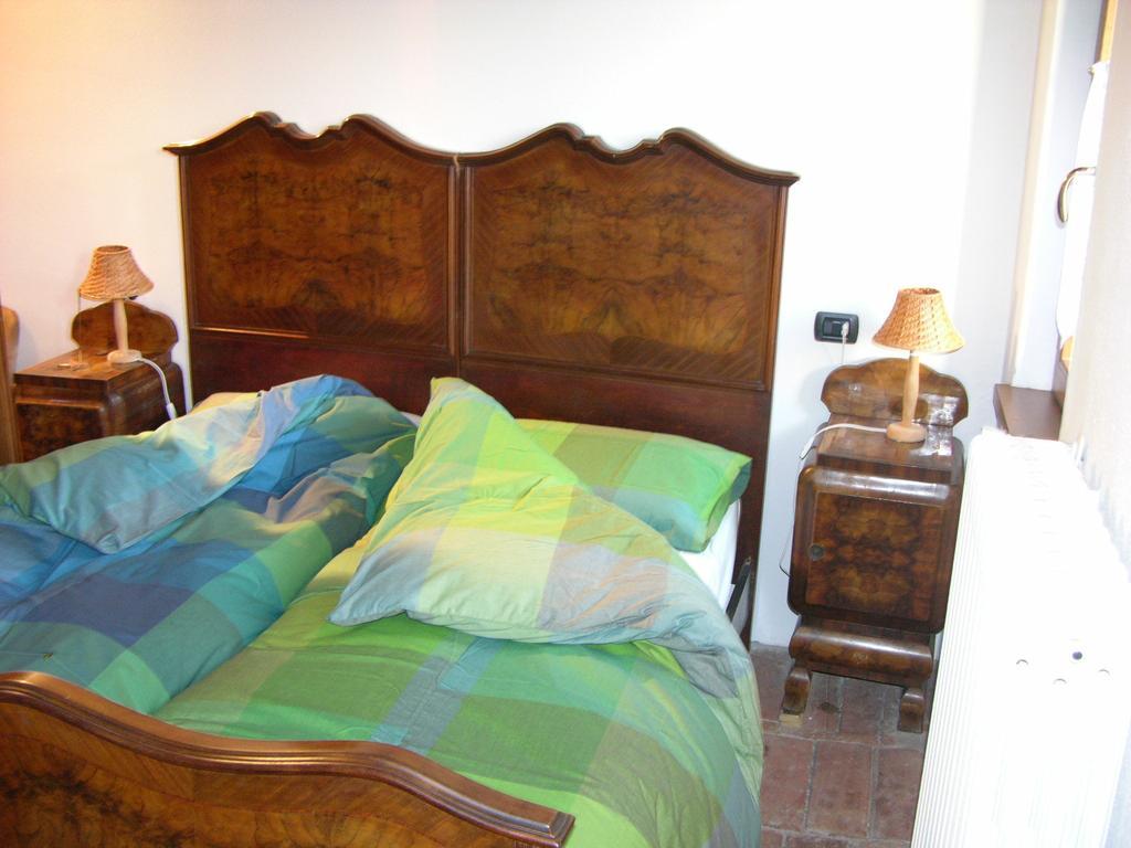 Casa Dell' Abbondanza B&B Agriturismo Vigoleno Chambre photo
